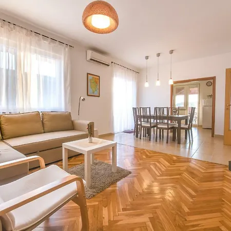 Cera Villa